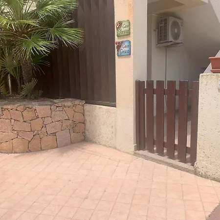 Daire Isolarossa-apartments Casa Elicriso Isola Rossa (Sassari)