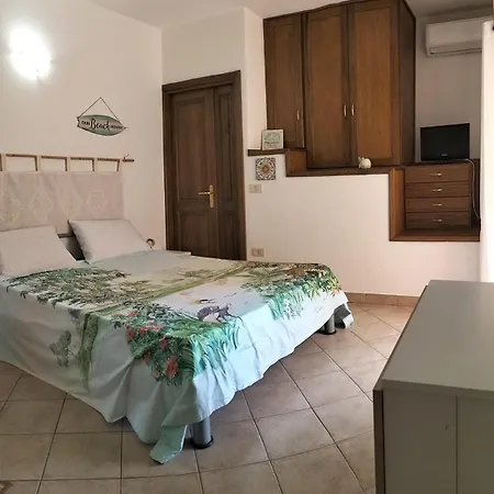 Isolarossa-apartments Casa Elicriso